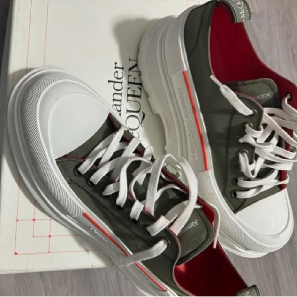 alexander mcqueen sneakers size 10 men’s